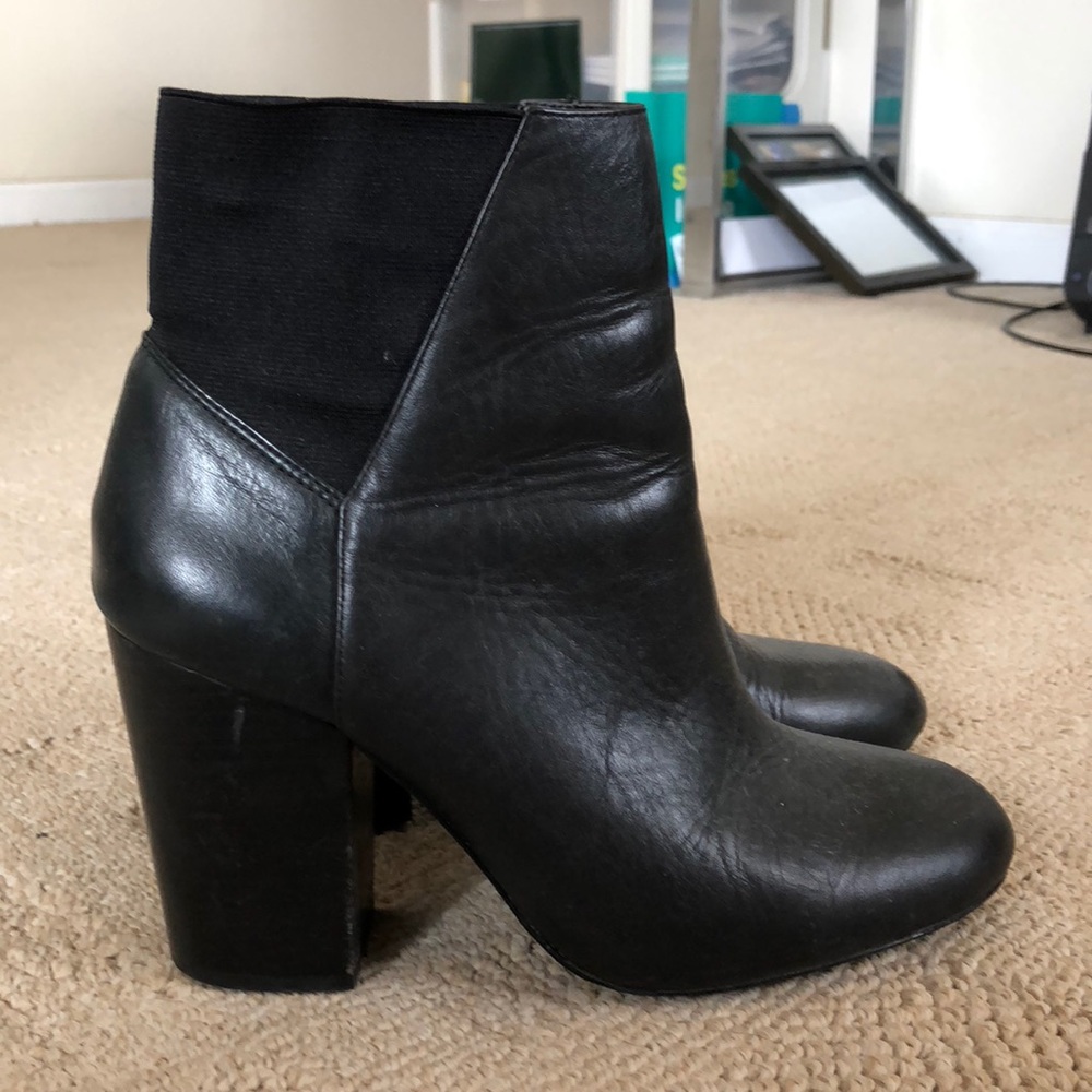 BCBGeneration booties